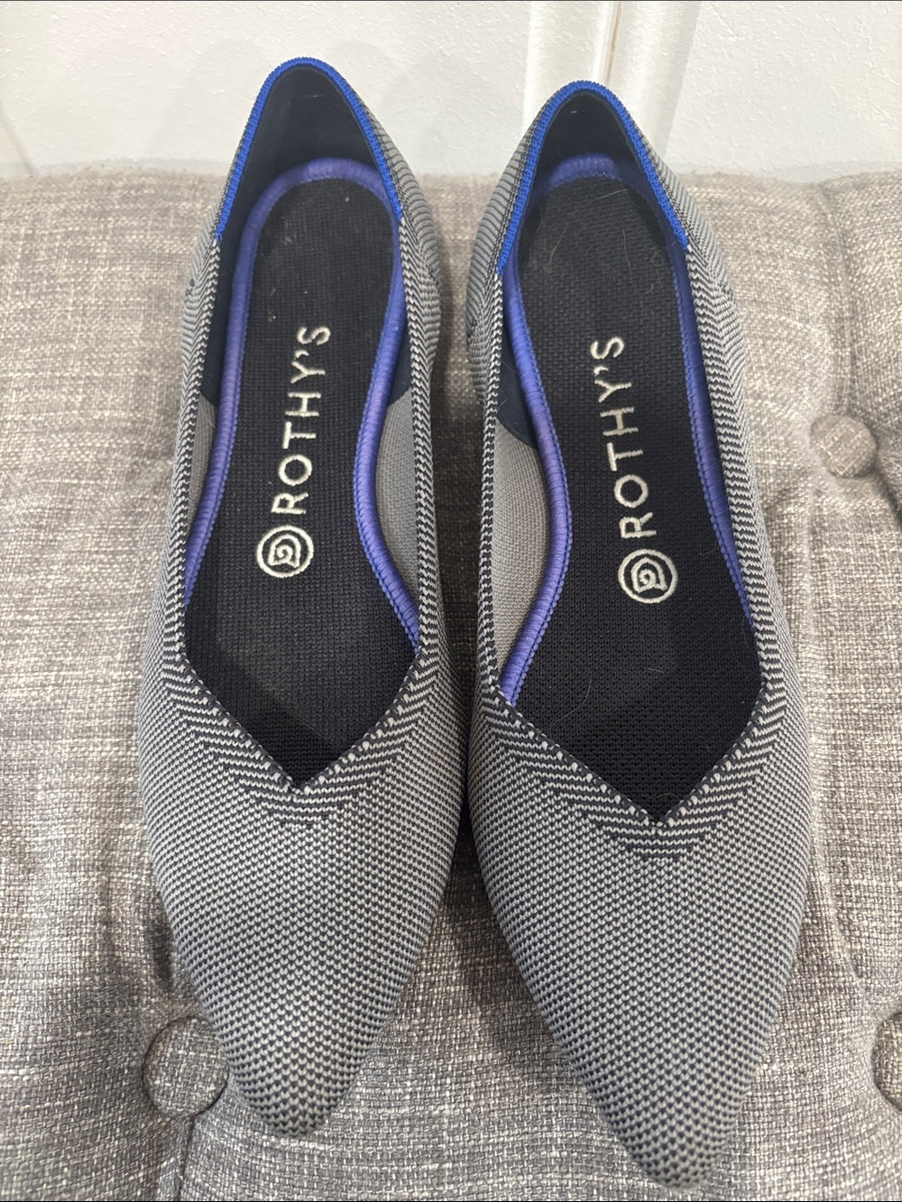 Rothy's Gray Pointed Knit Flats with Blue Trim